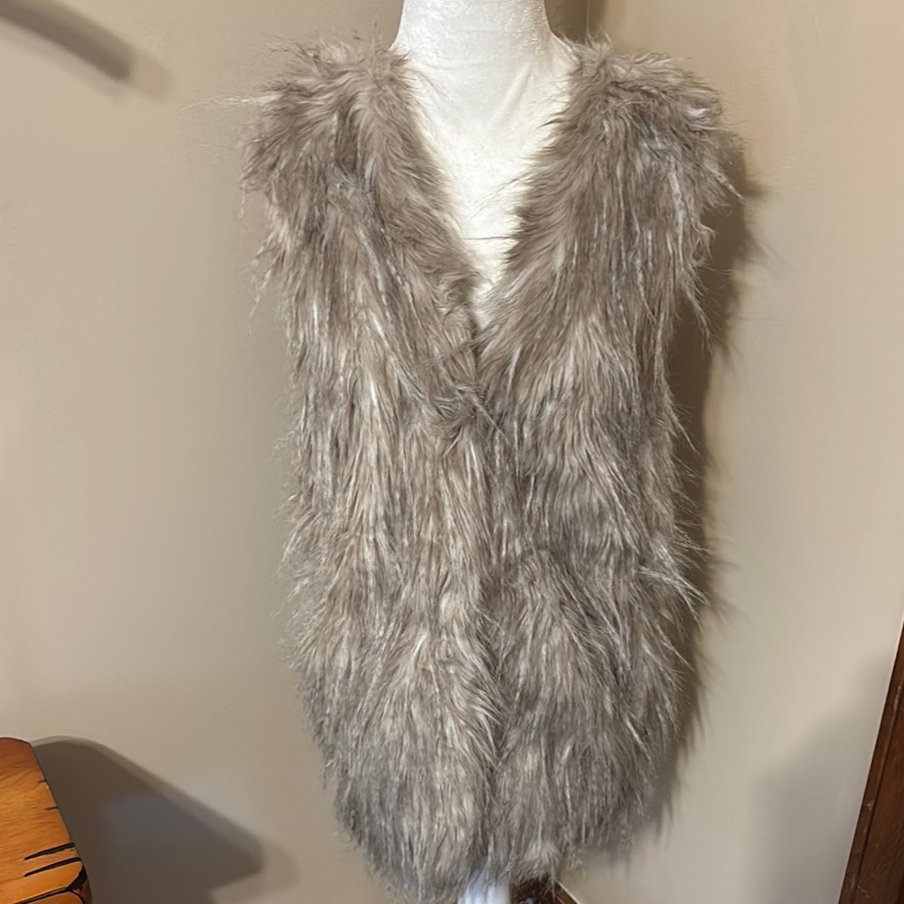 Sebby Tan Faux Fur Vest Sleeveless Open Front
